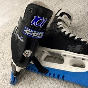 CCM Rapide 101 Black Hockey Ice Skates  boys